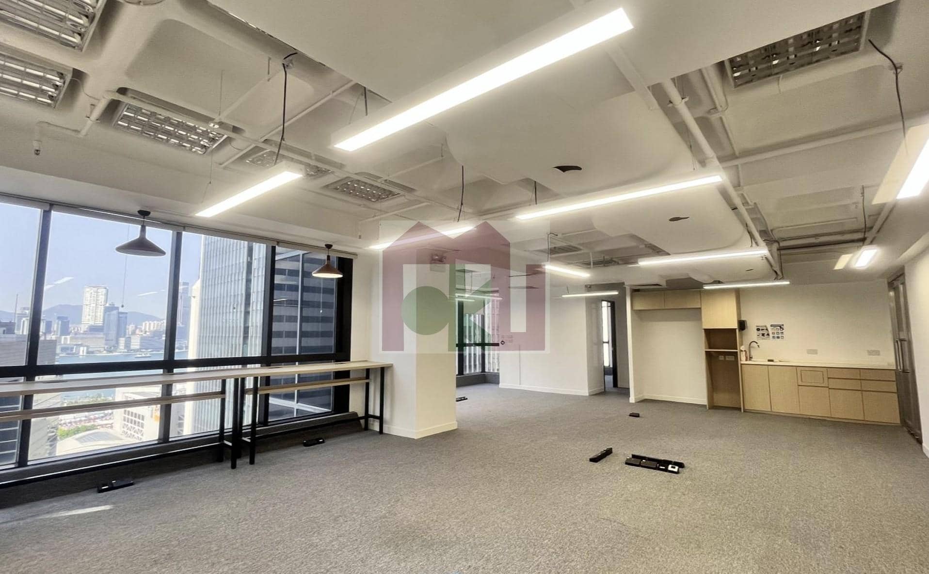 China Hong Kong Towerのブル或物件の写真